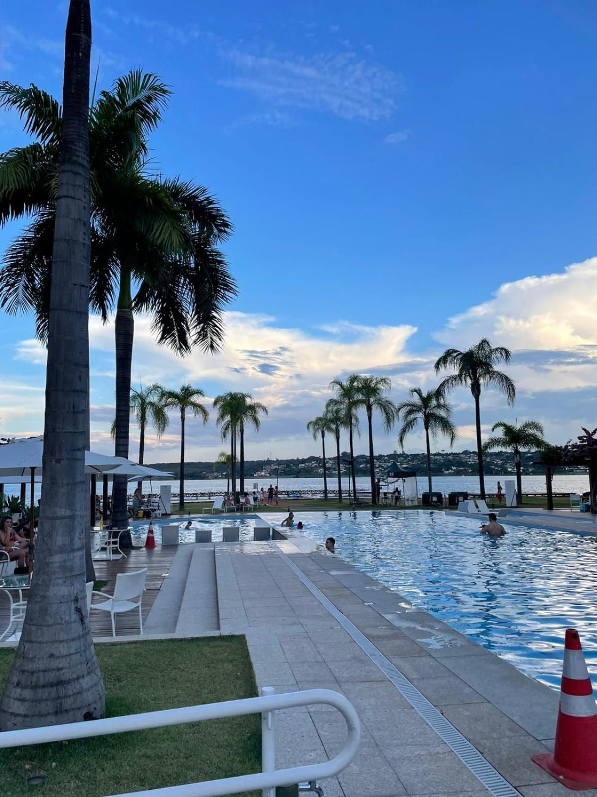 Estiloso Flat Brisas Do Lago Com Terraco Μπραζίλια Εξωτερικό φωτογραφία